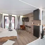 Yourapart Chmielna Park Exclusive Z Wanna Wolnostojaca Lub Jacuzzi Daire Gdansk