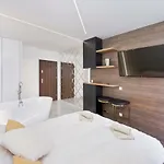 Yourapart Chmielna Park Exclusive Z Wanna Wolnostojaca Lub Jacuzzi * Gdansk