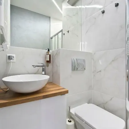 Yourapart Chmielna Park Exclusive Z Wanna Wolnostojaca Lub Jacuzzi *