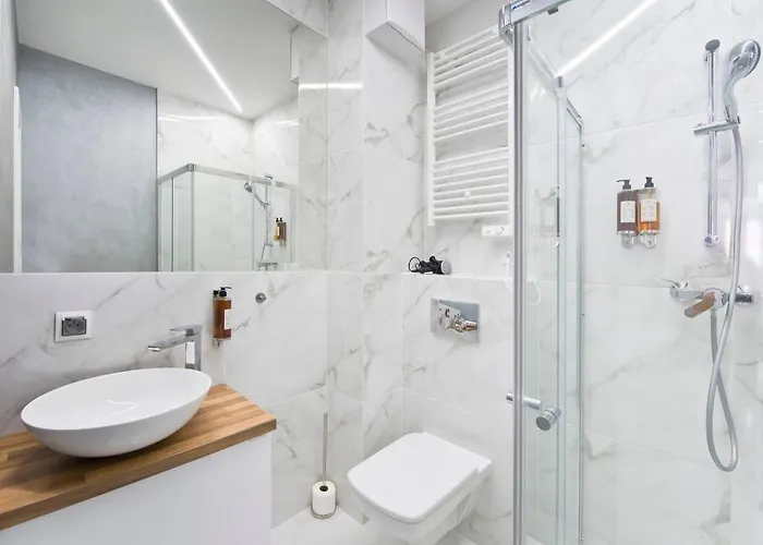 Yourapart Chmielna Park Exclusive Z Wanna Wolnostojaca Lub Jacuzzi 그단스크