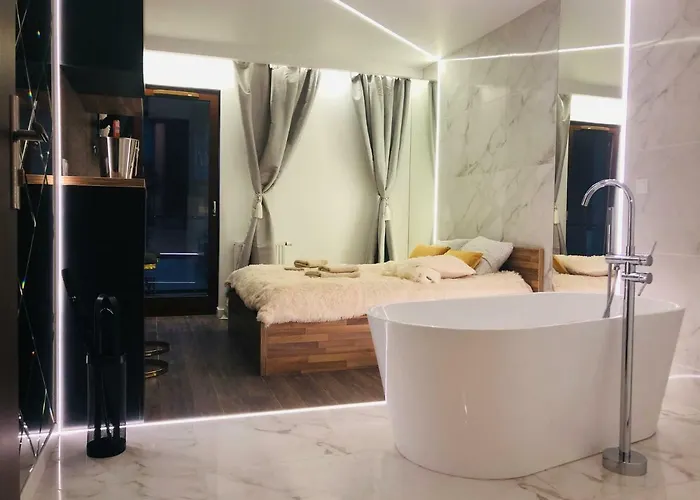 Yourapart Chmielna Park Exclusive Z Wanna Wolnostojaca Lub Jacuzzi *