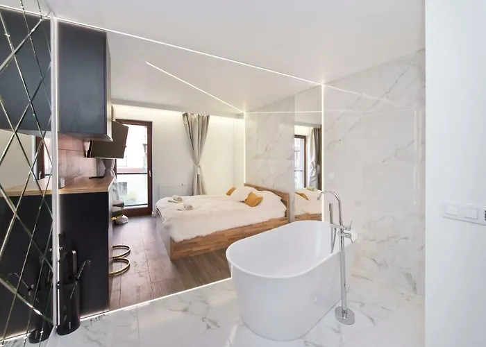 Yourapart Chmielna Park Exclusive Z Wanna Wolnostojaca Lub Jacuzzi * Danzig