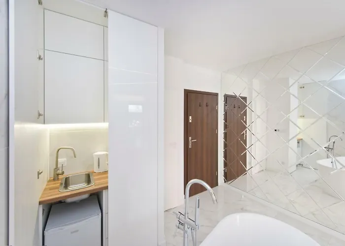 Yourapart Chmielna Park Exclusive Z Wanna Wolnostojaca Lub Jacuzzi