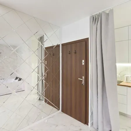 Yourapart Chmielna Park Exclusive Z Wanna Wolnostojaca Lub Jacuzzi *